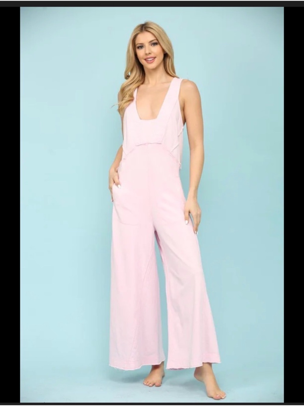 NWT Bluevelvet Chic Wide-Leg Sleeveless Jumpsuit in Soft Blush Pink
